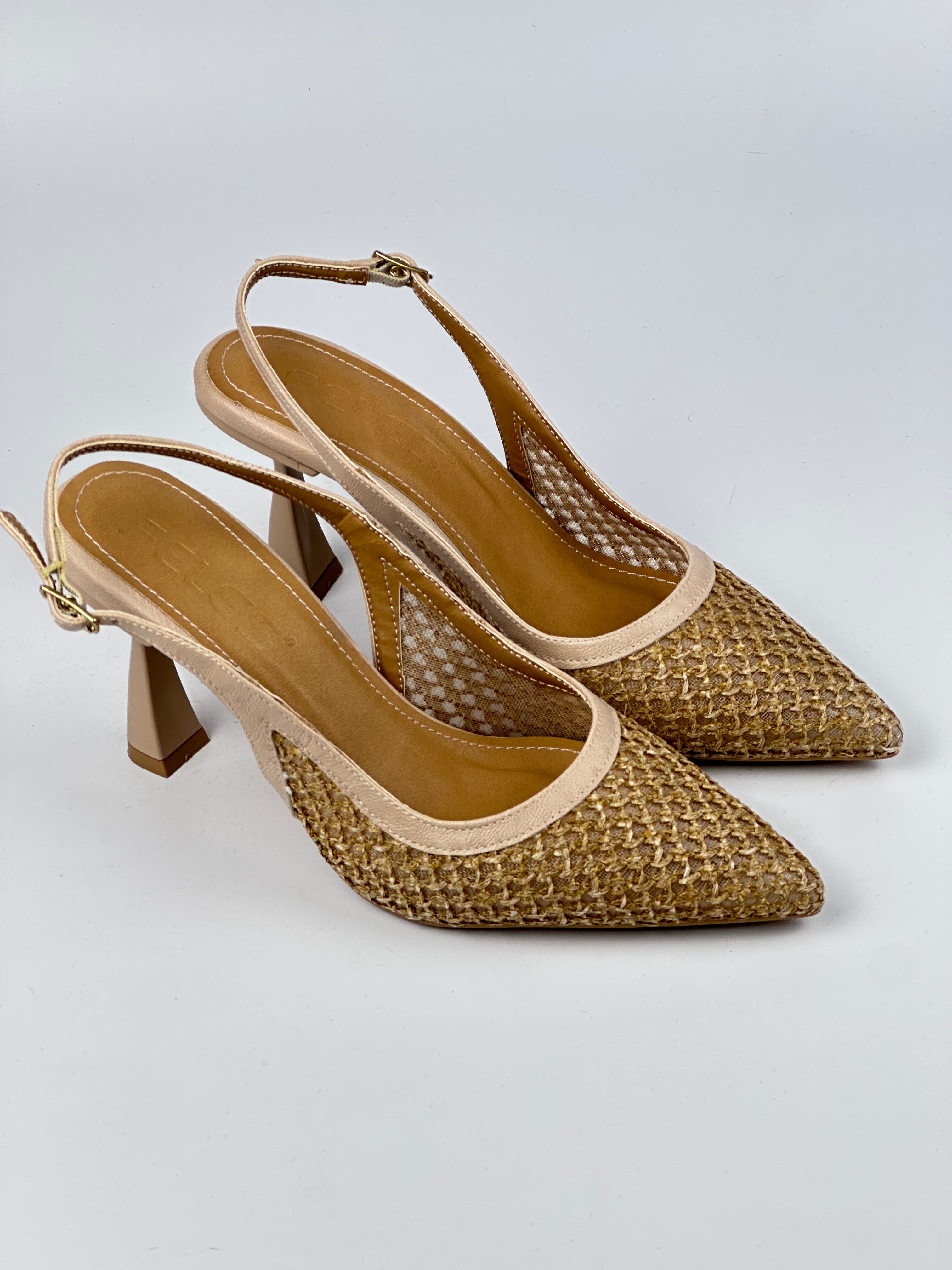 Wicker 002 Stiletto