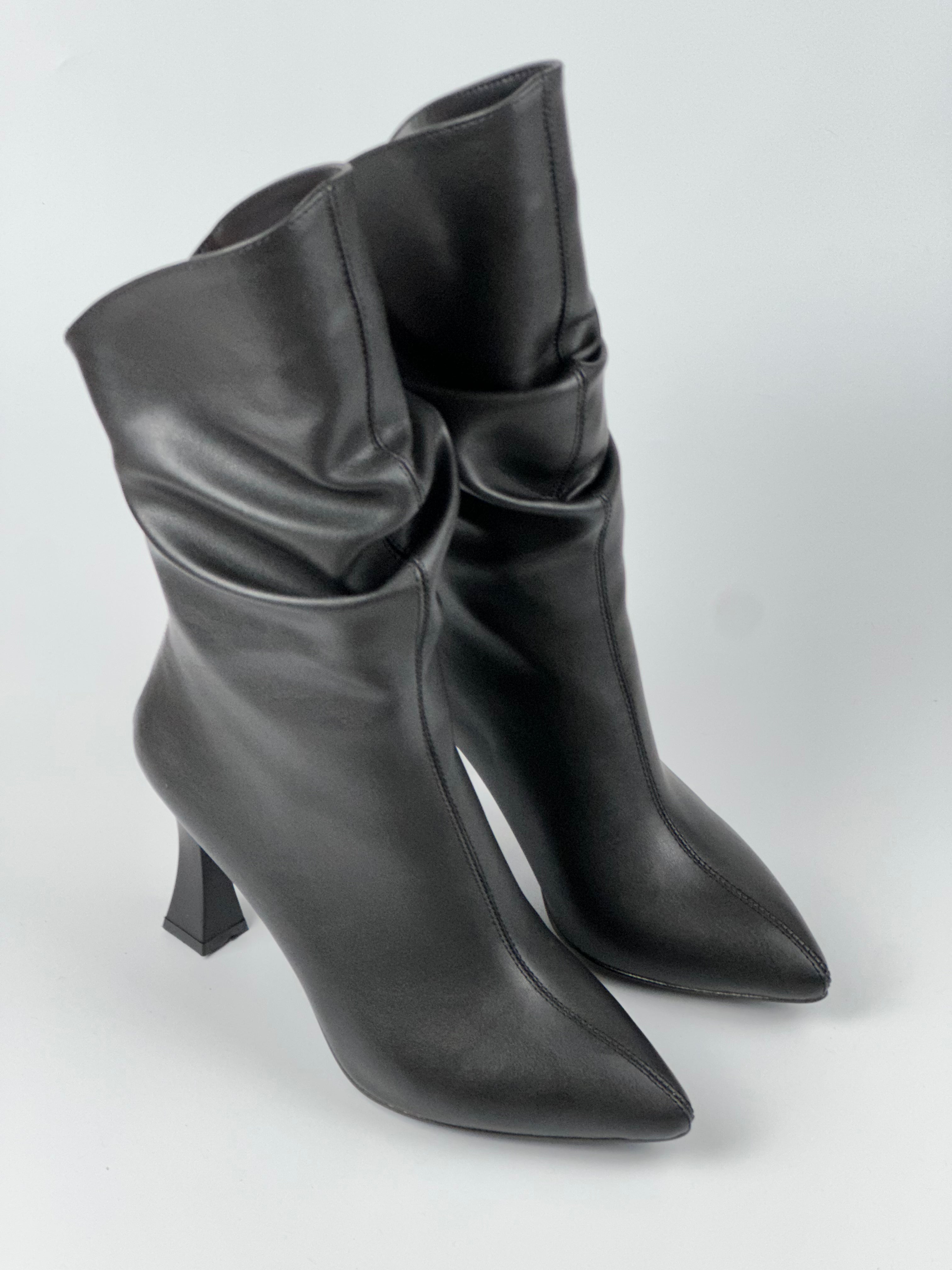 Milan Ruched Kahverengi Topuklu Kadın Çizme