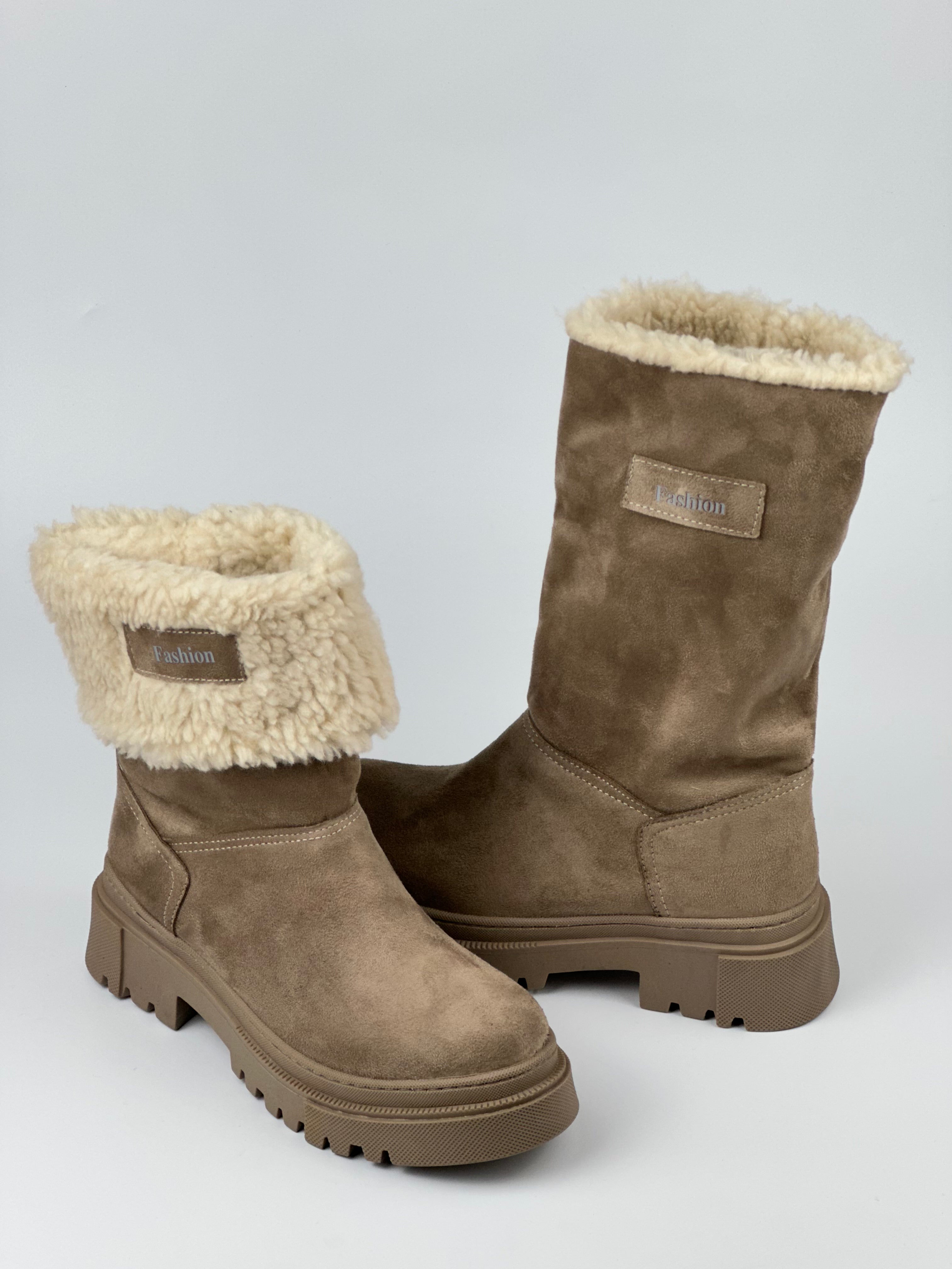 Frosty Warm – Peluş Detaylı Siyah Kışlık Kadın Bot