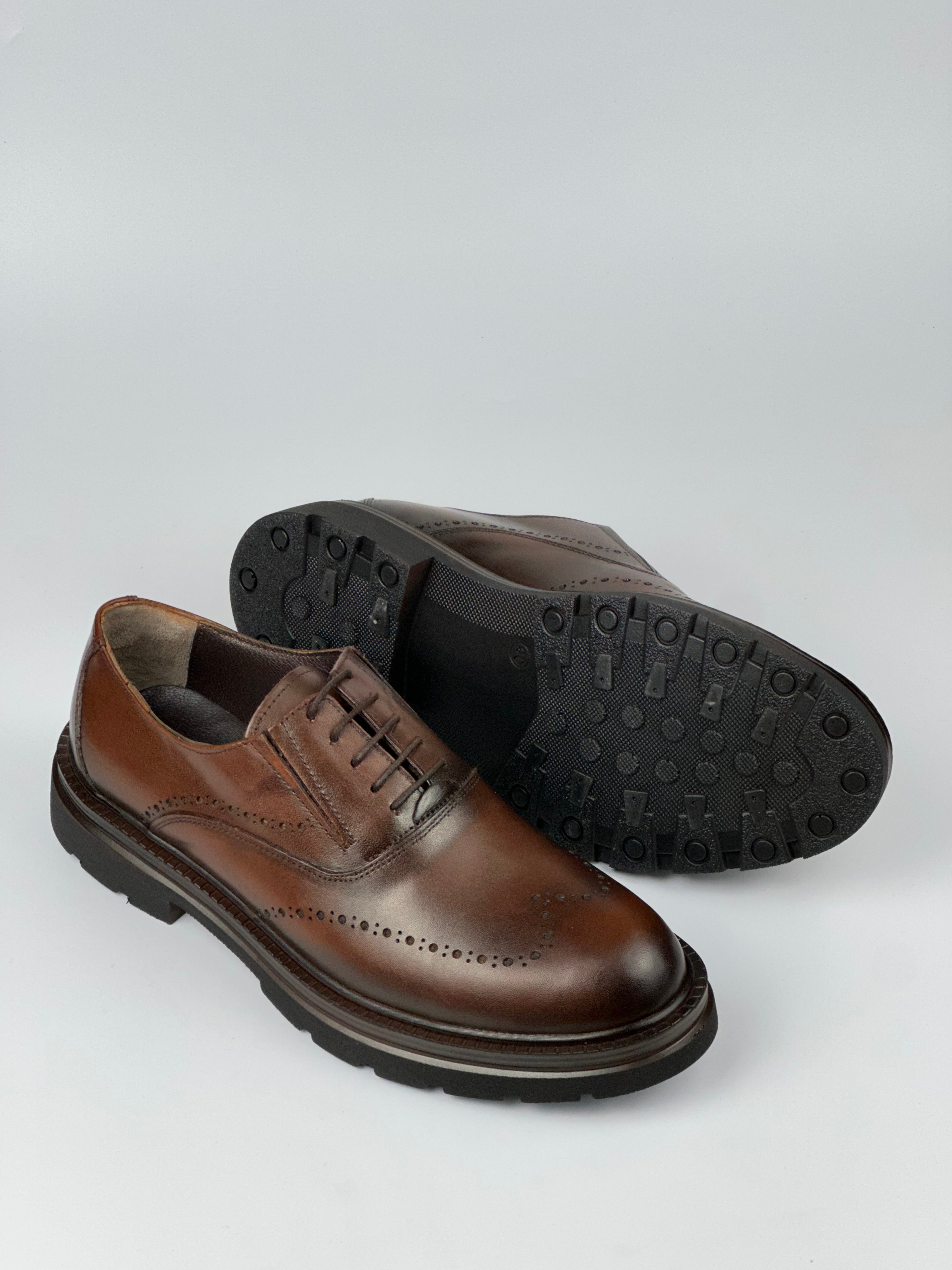 Oxford Classic Brogue Hakiki Deri Siyah Erkek Ayakkabı