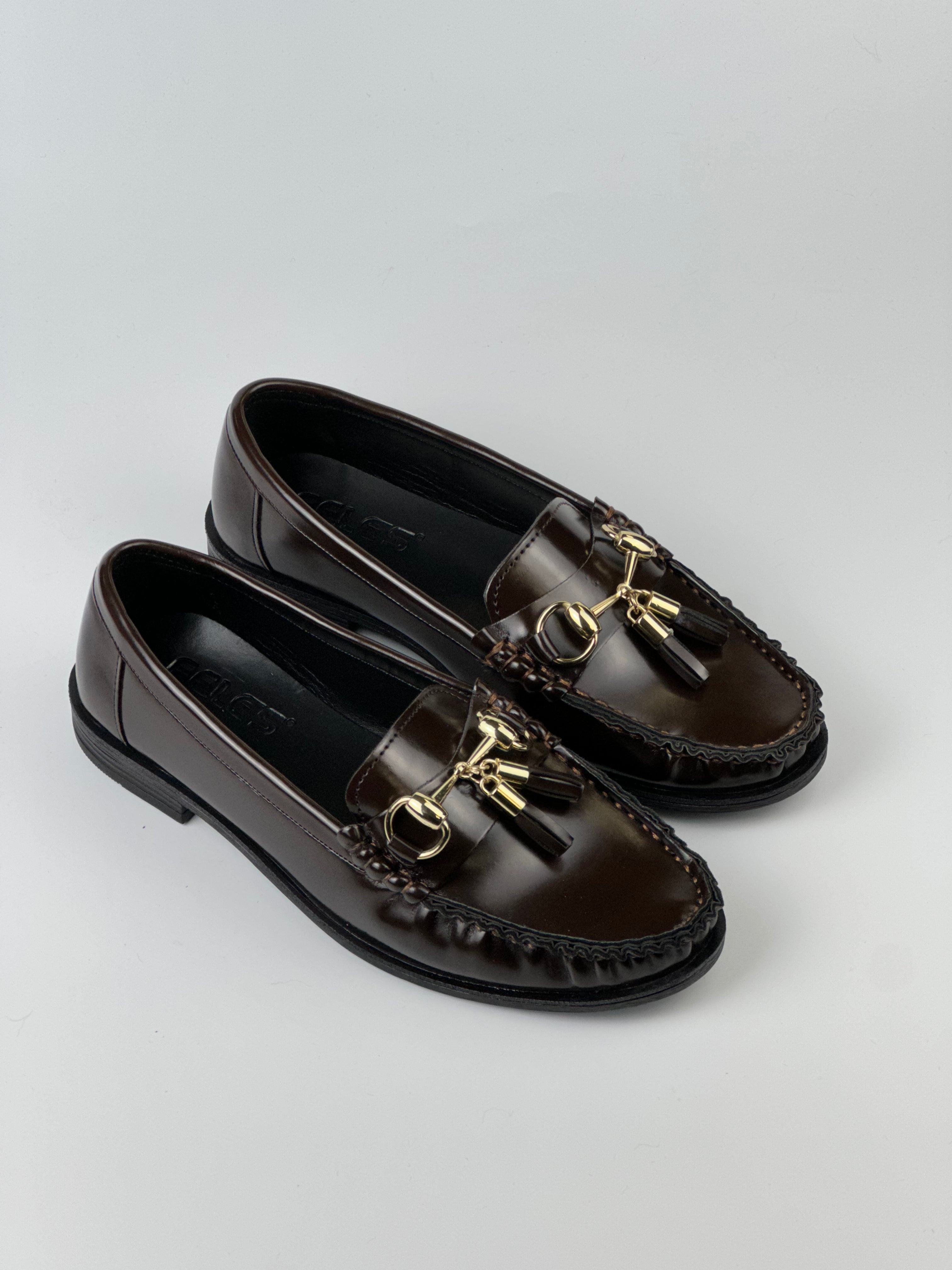 RoyalCharm Kadın Kahverengi Loafer – Gold Zincir Detaylı