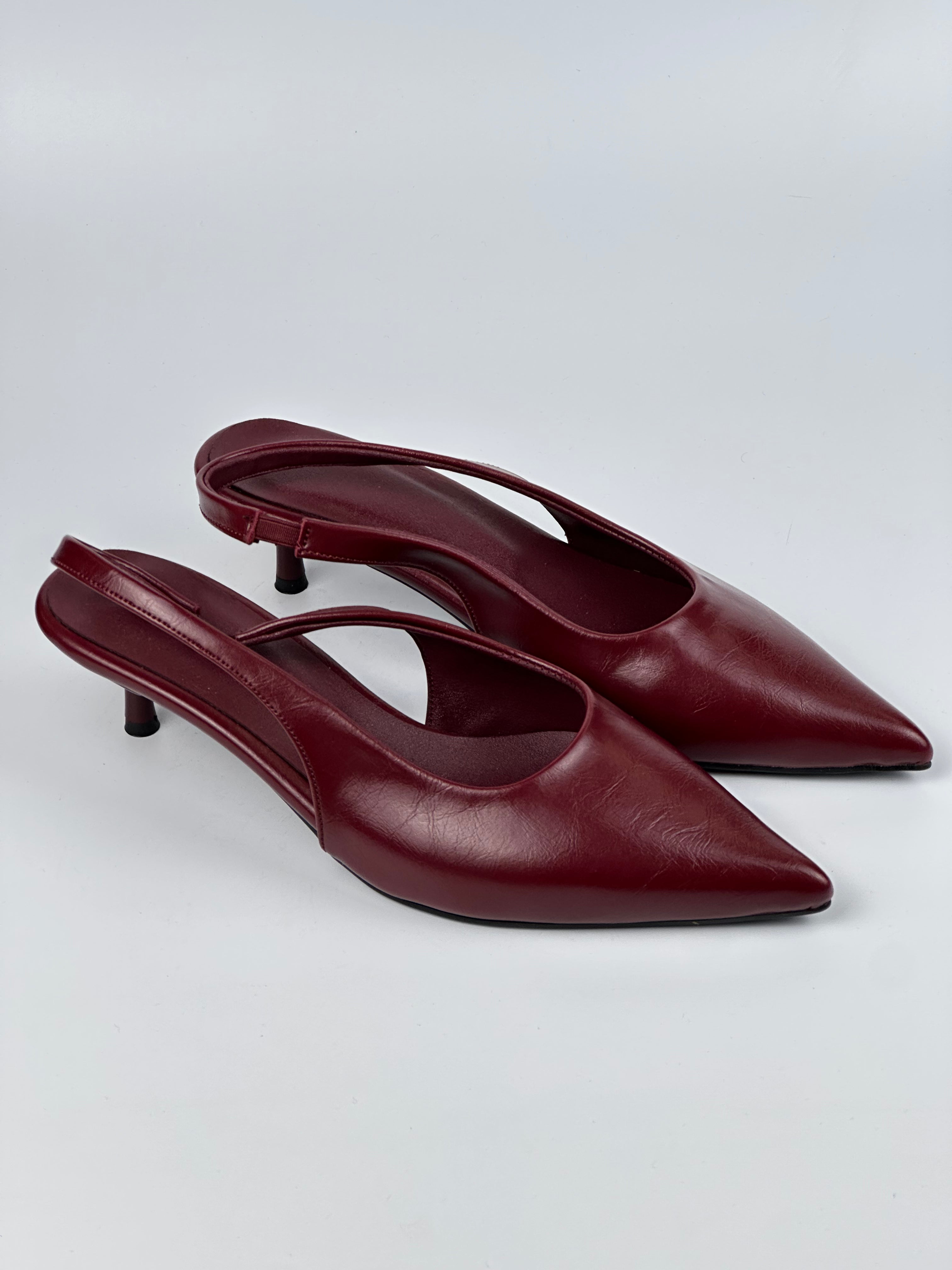 Mia Stiletto 001