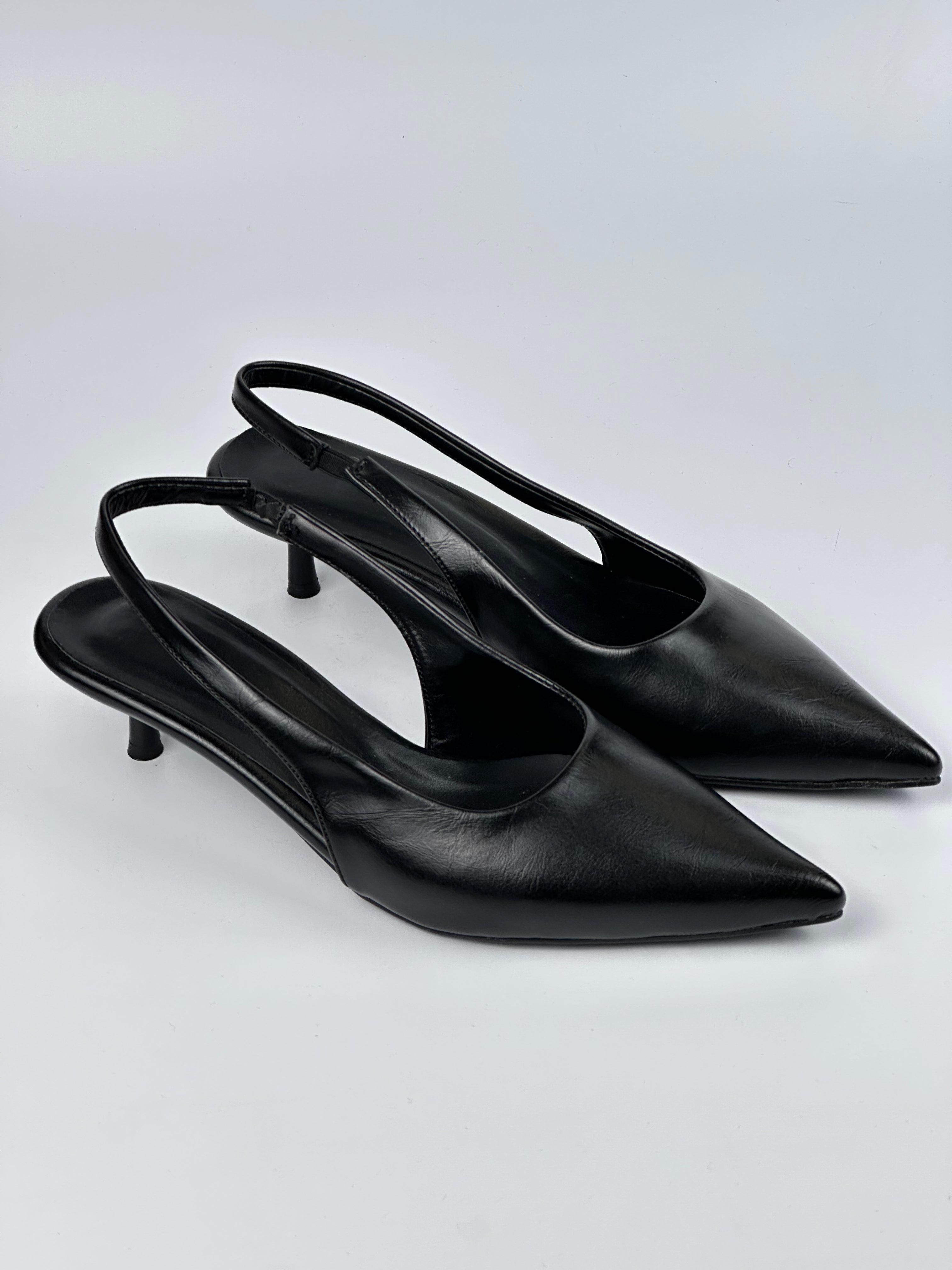 Mia Stiletto 001
