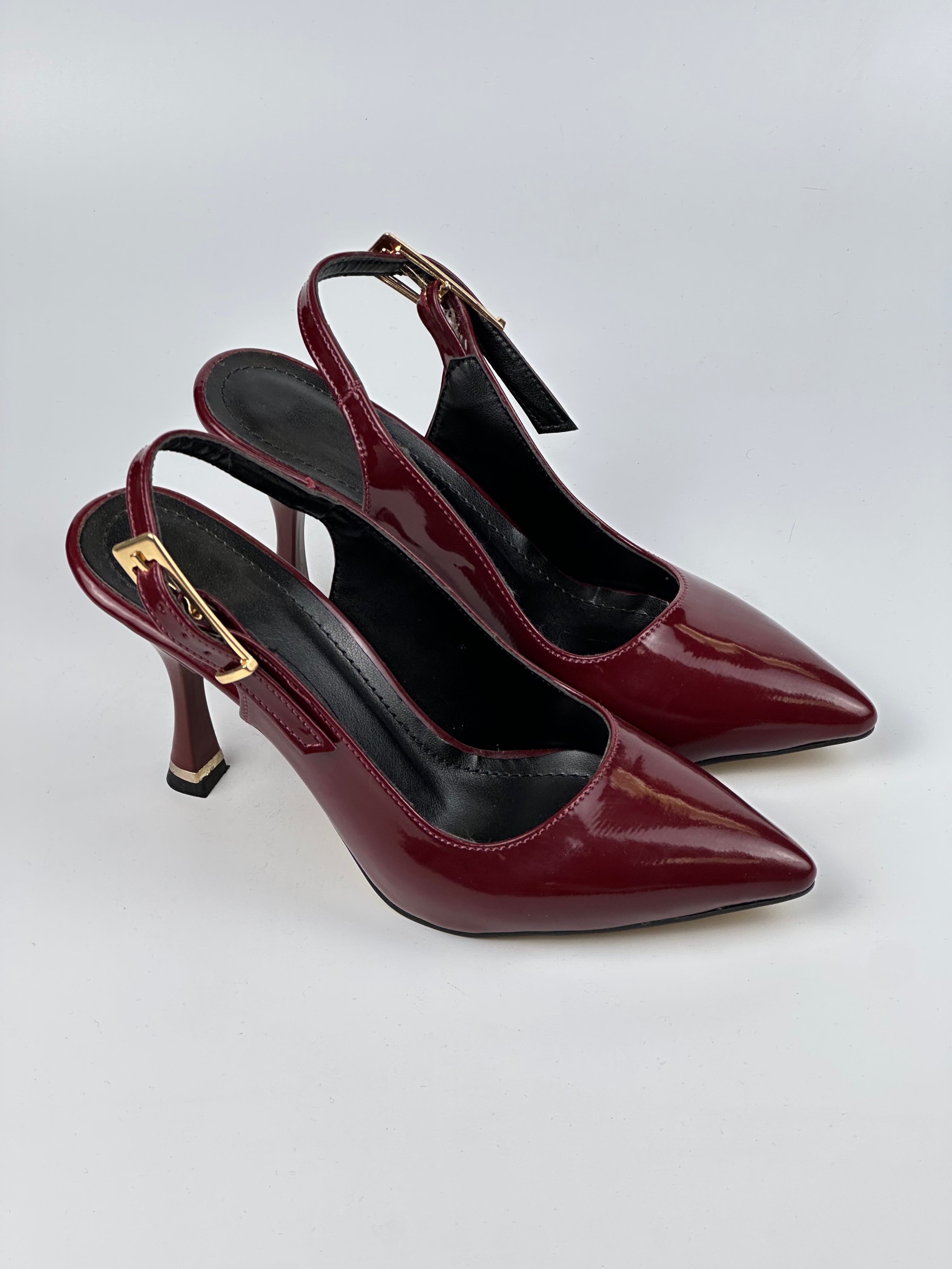 Stiletto 003