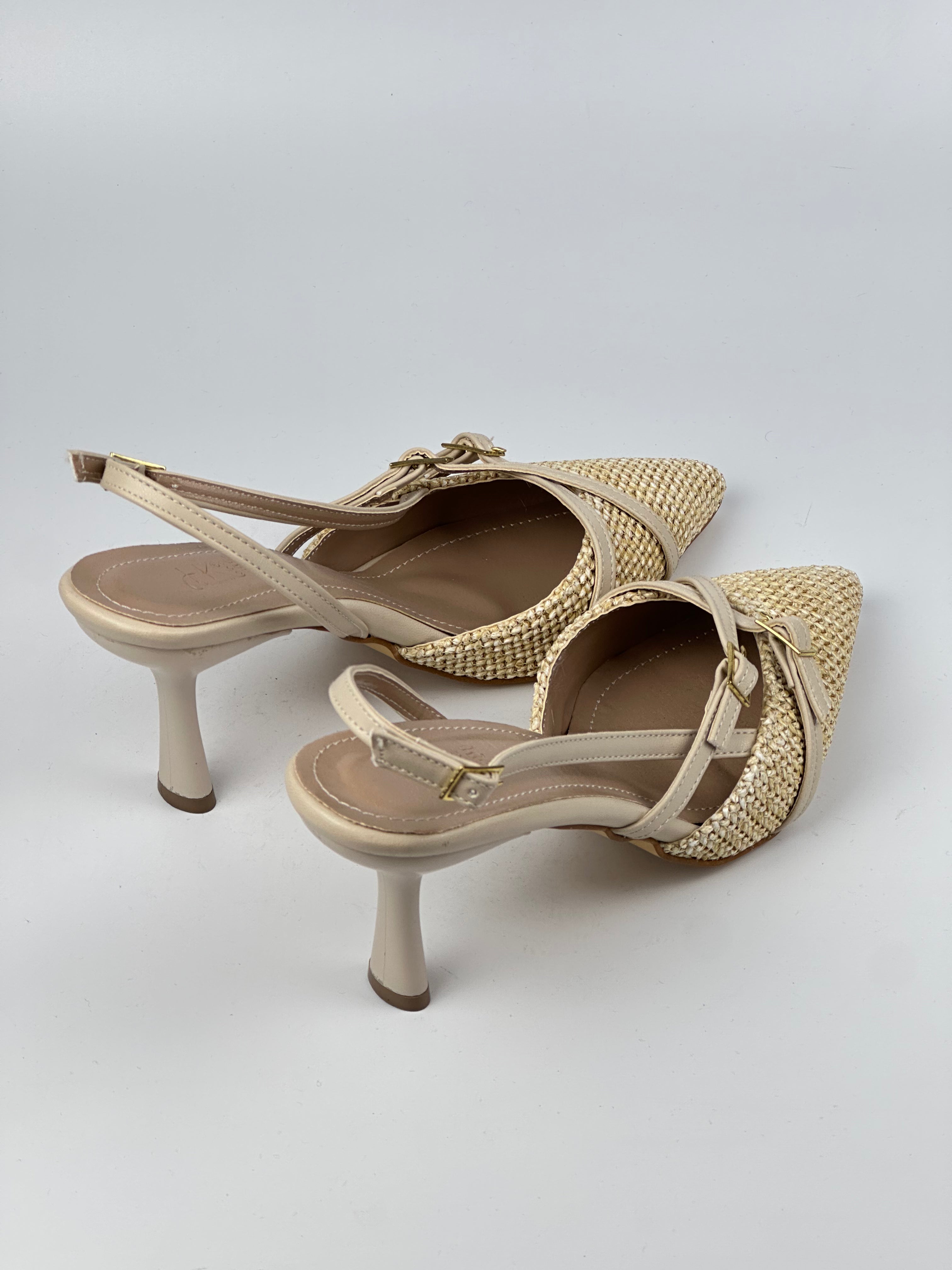 Wicker Stiletto