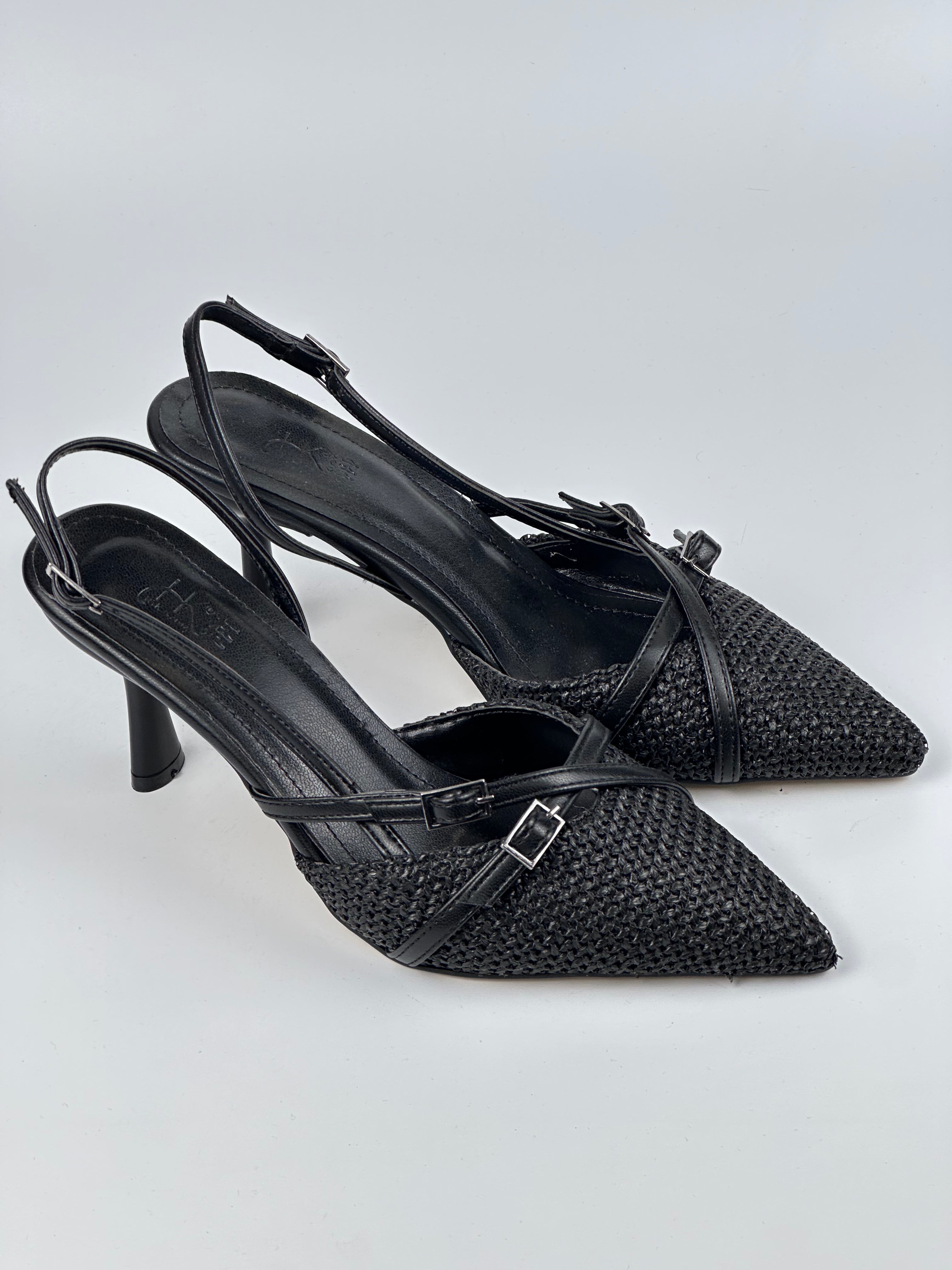 Wicker Stiletto