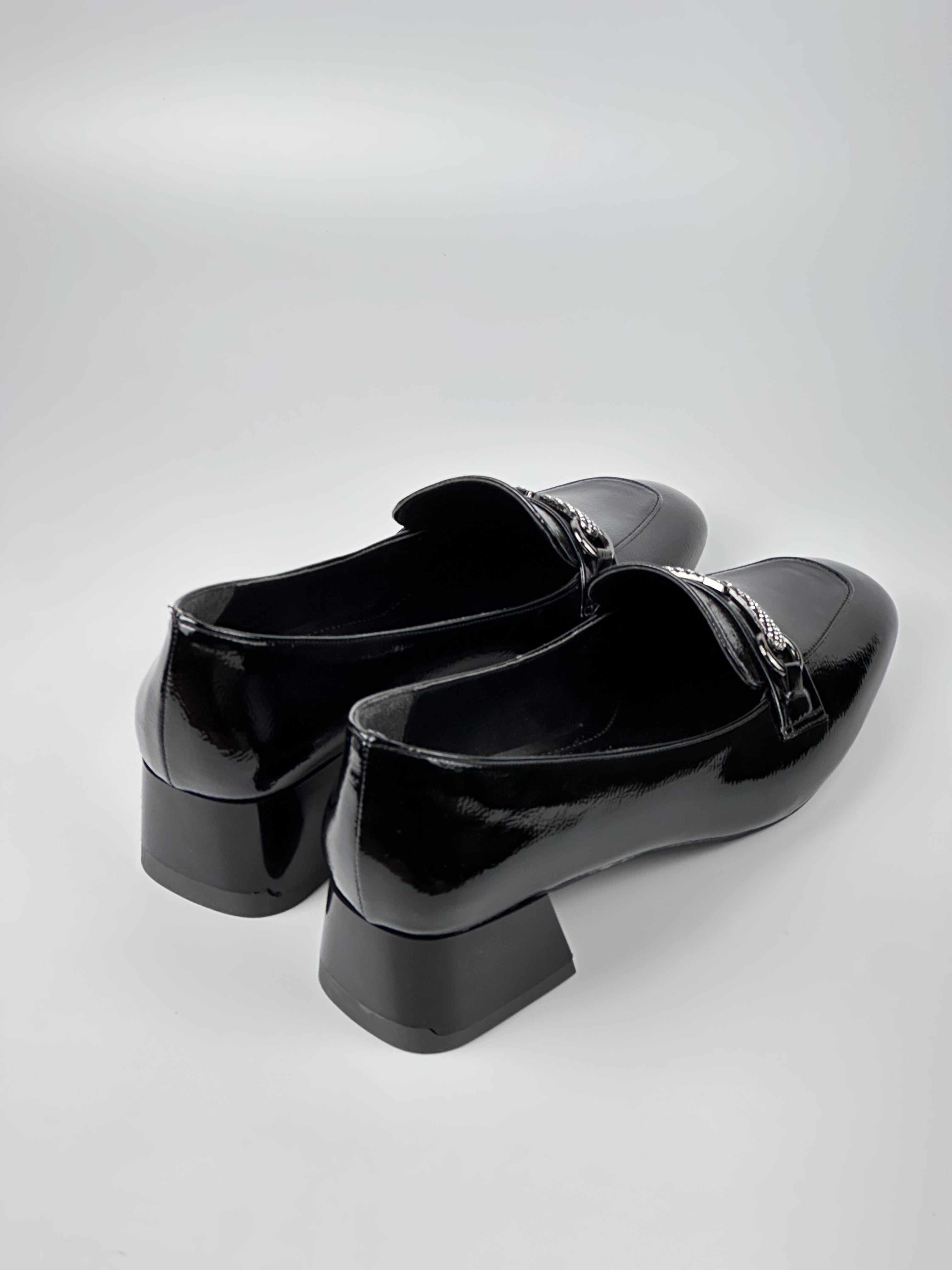 SUIT Stiletto