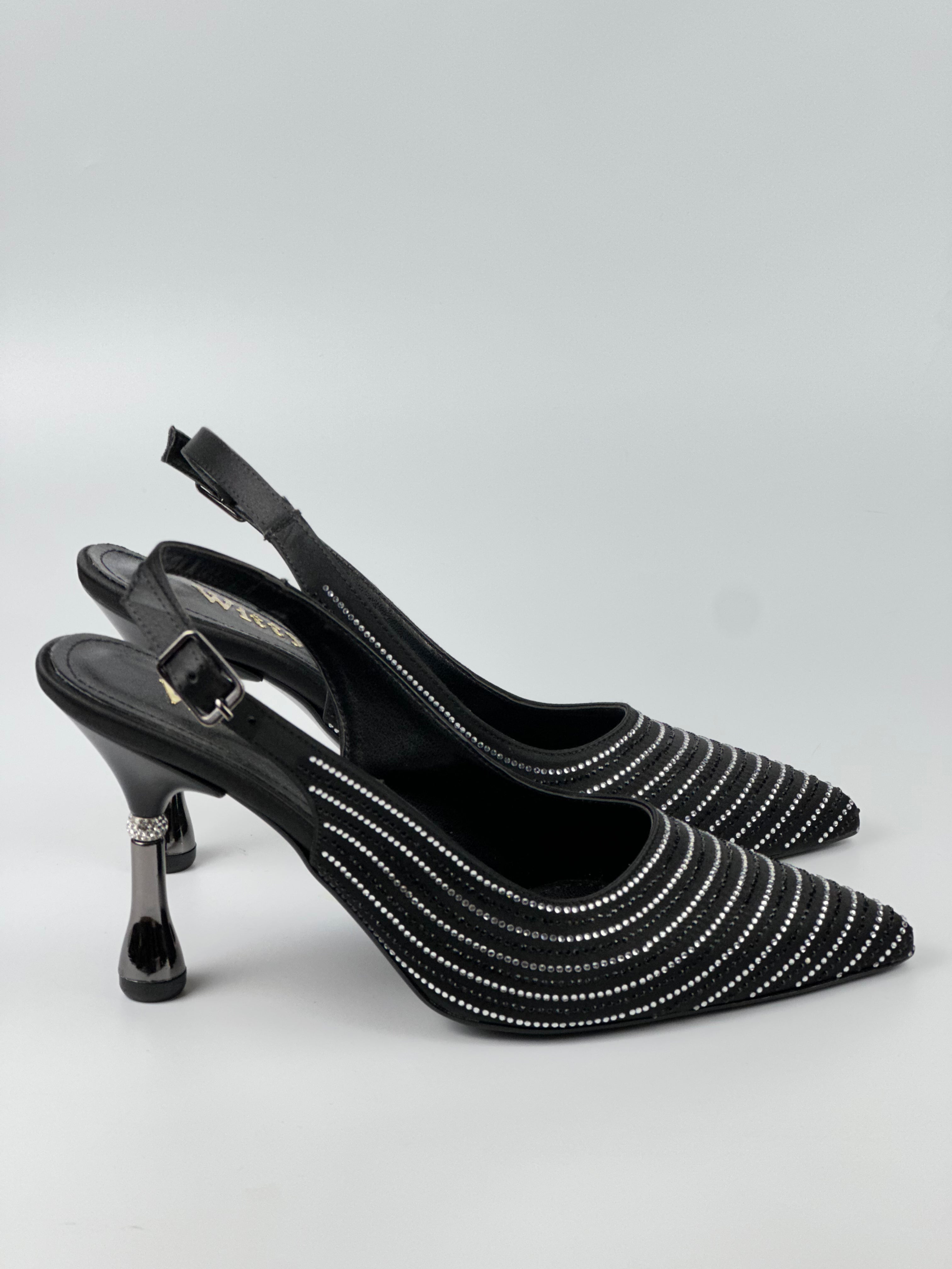 SUIT 002 Stiletto