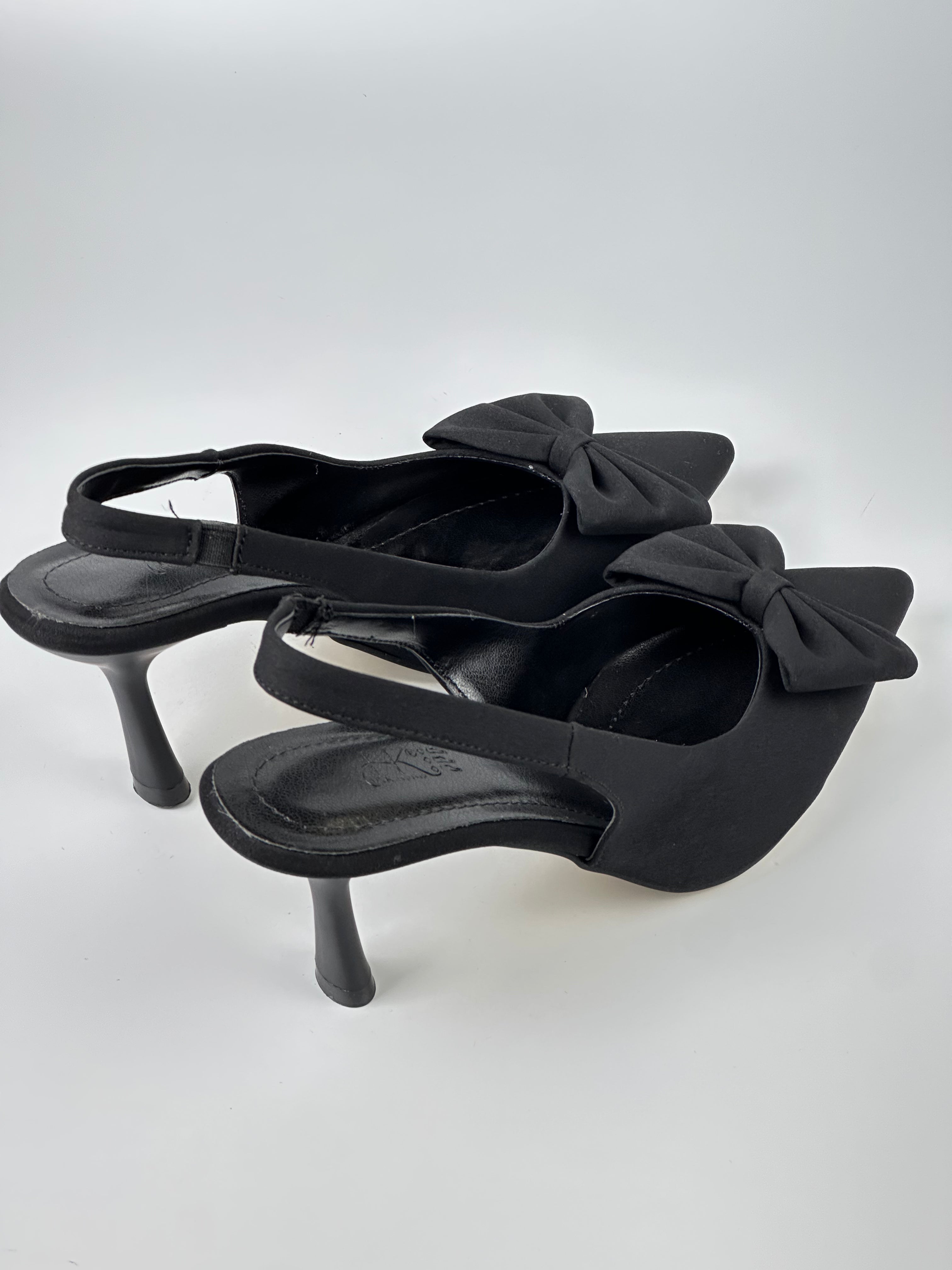 Bow tie Stiletto
