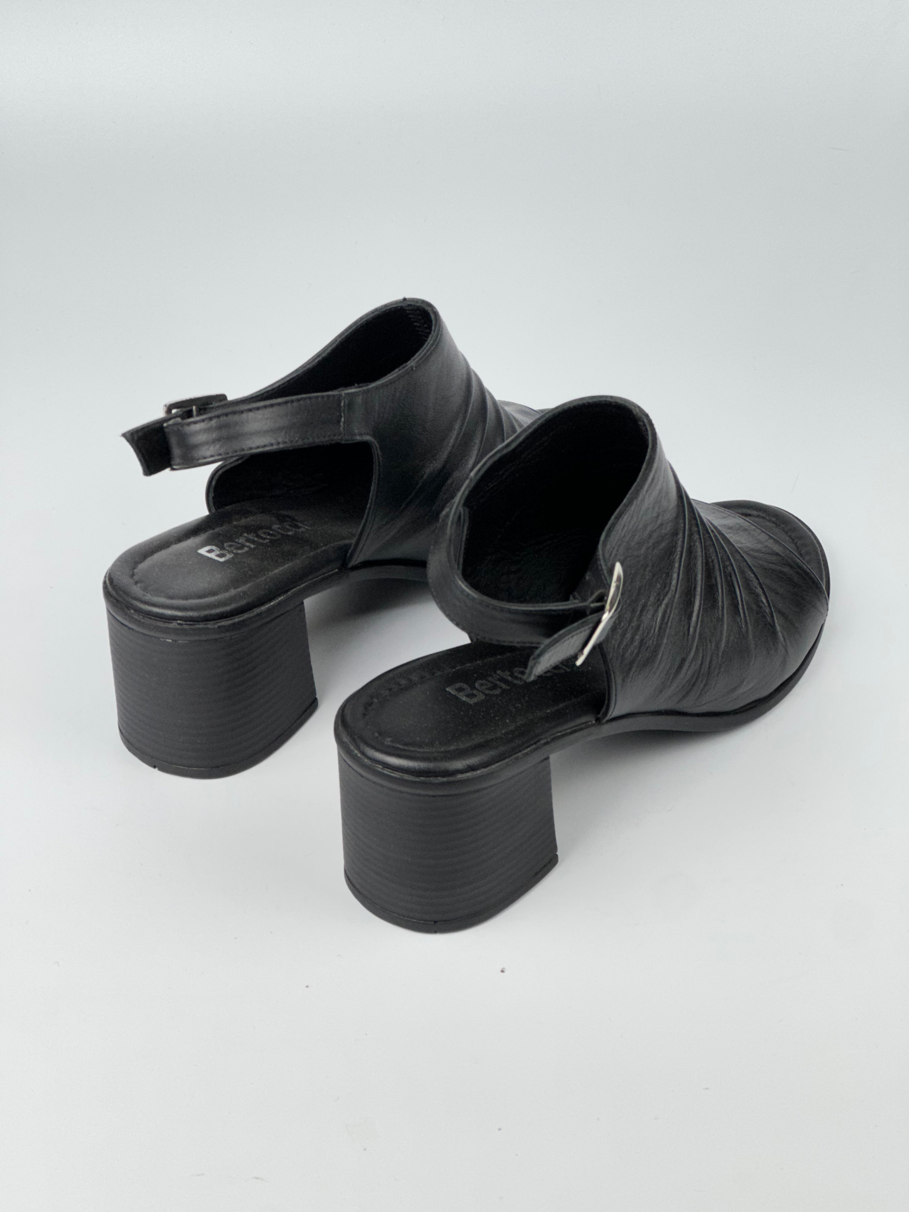 Leather 007 Sandalet