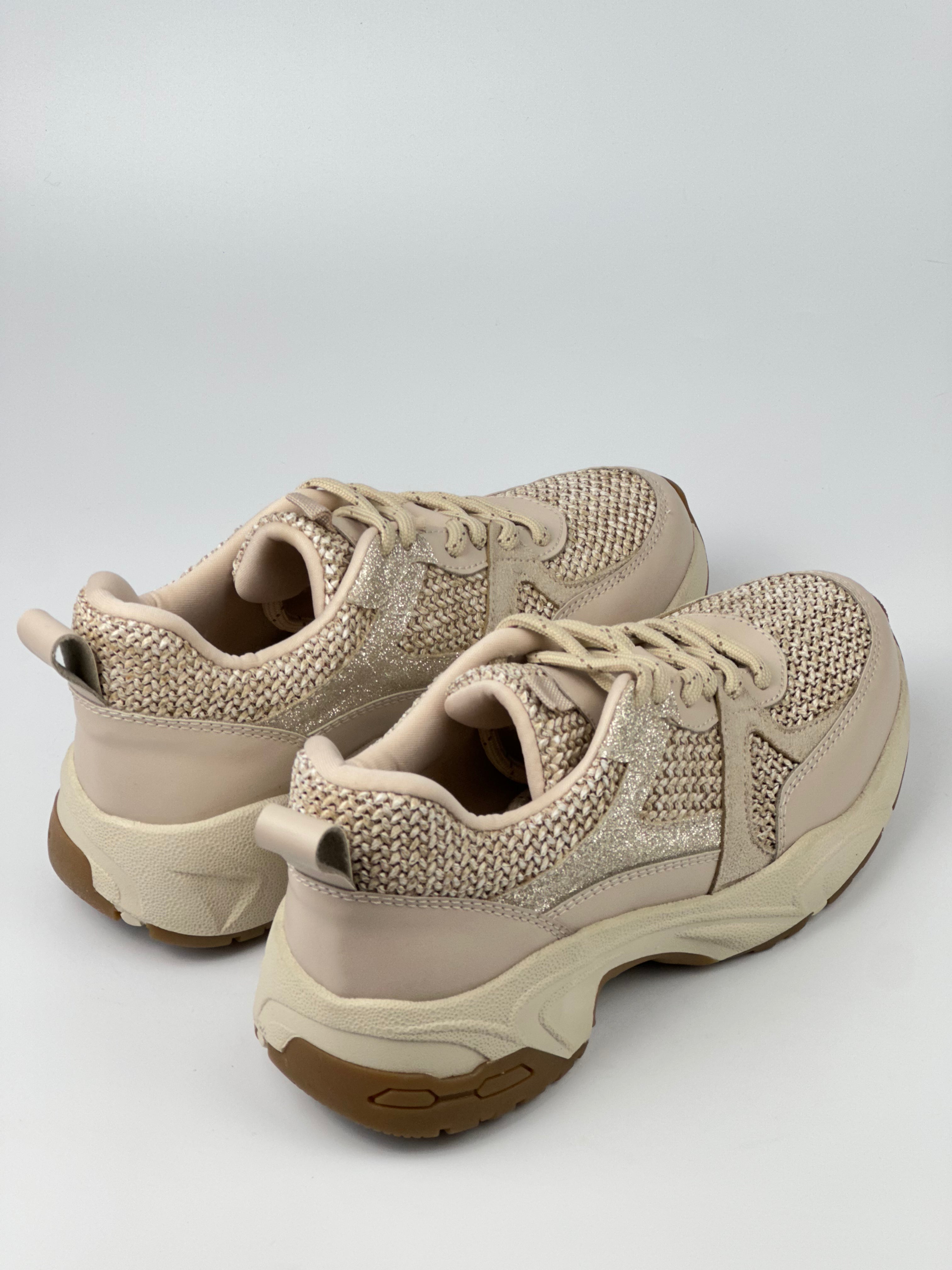 WALKY Sneakers