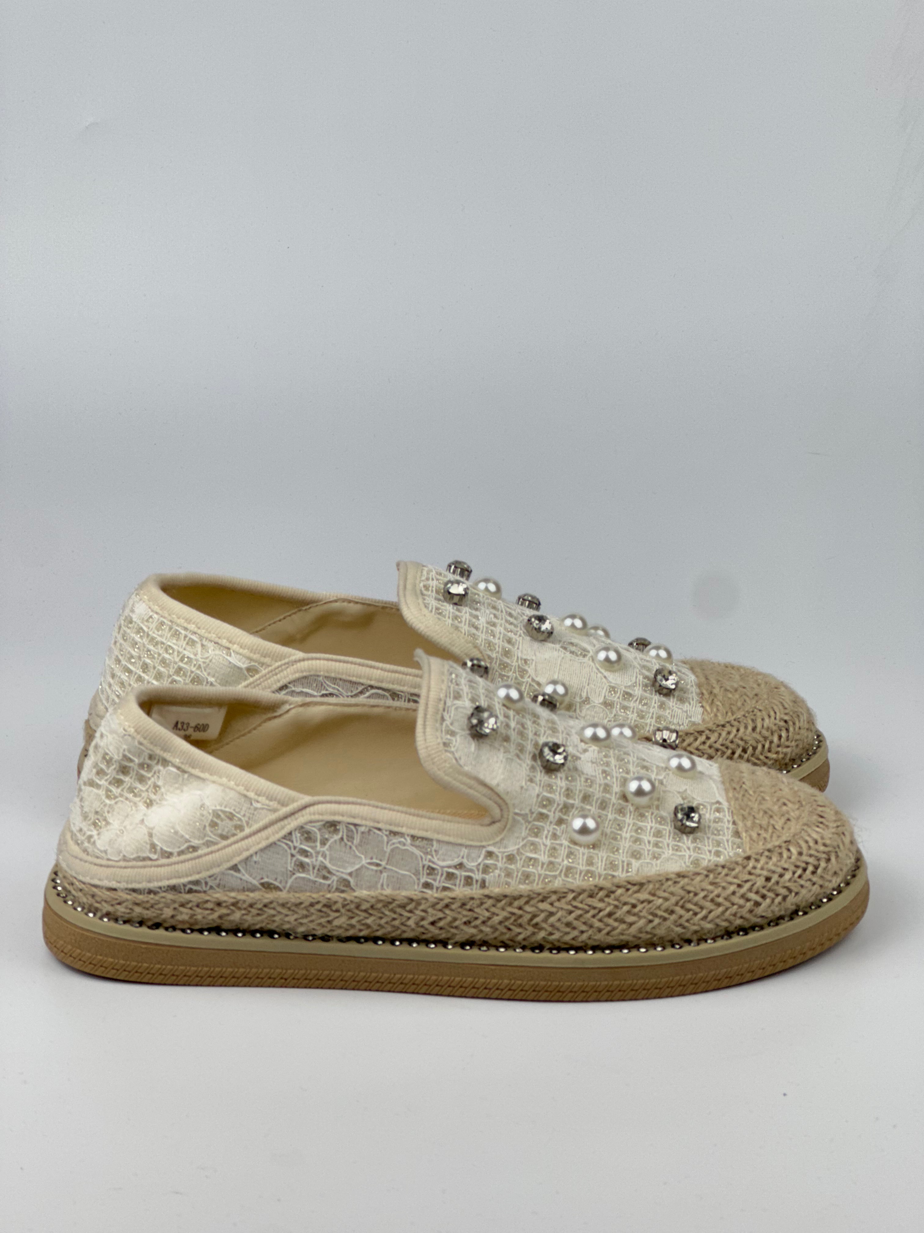 NINA Sneakers