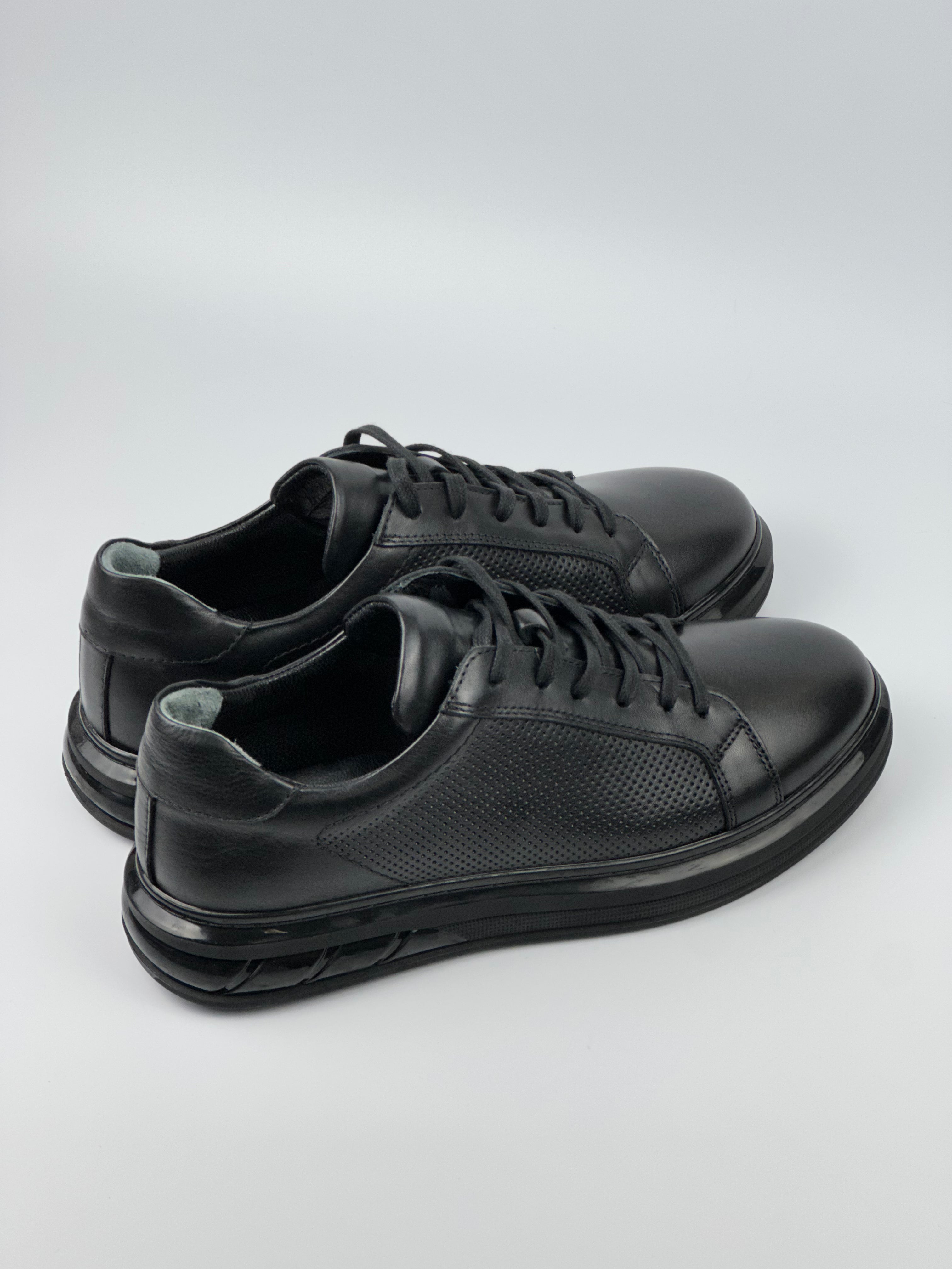 SHINY Shoe