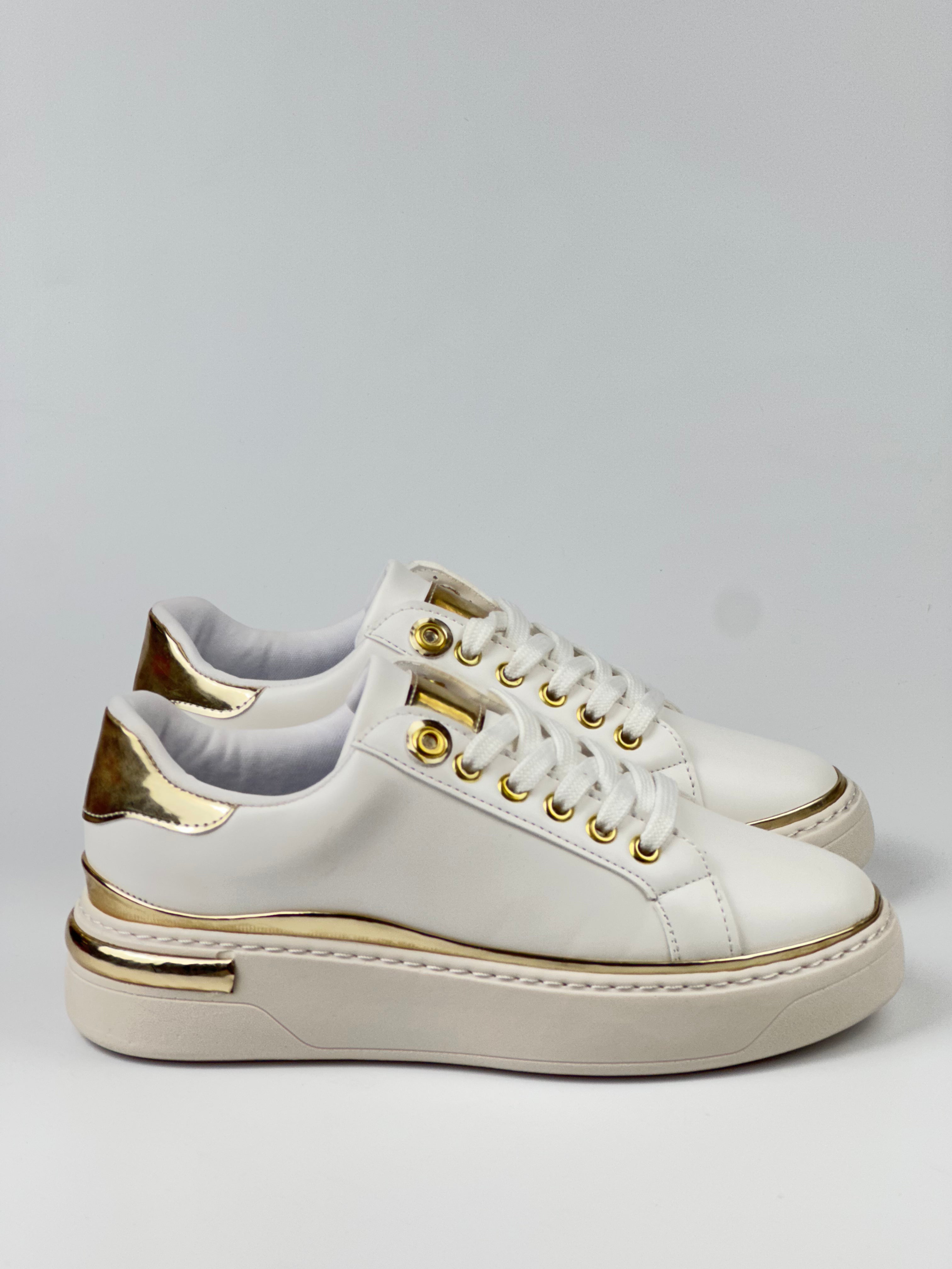 Sneaker 002