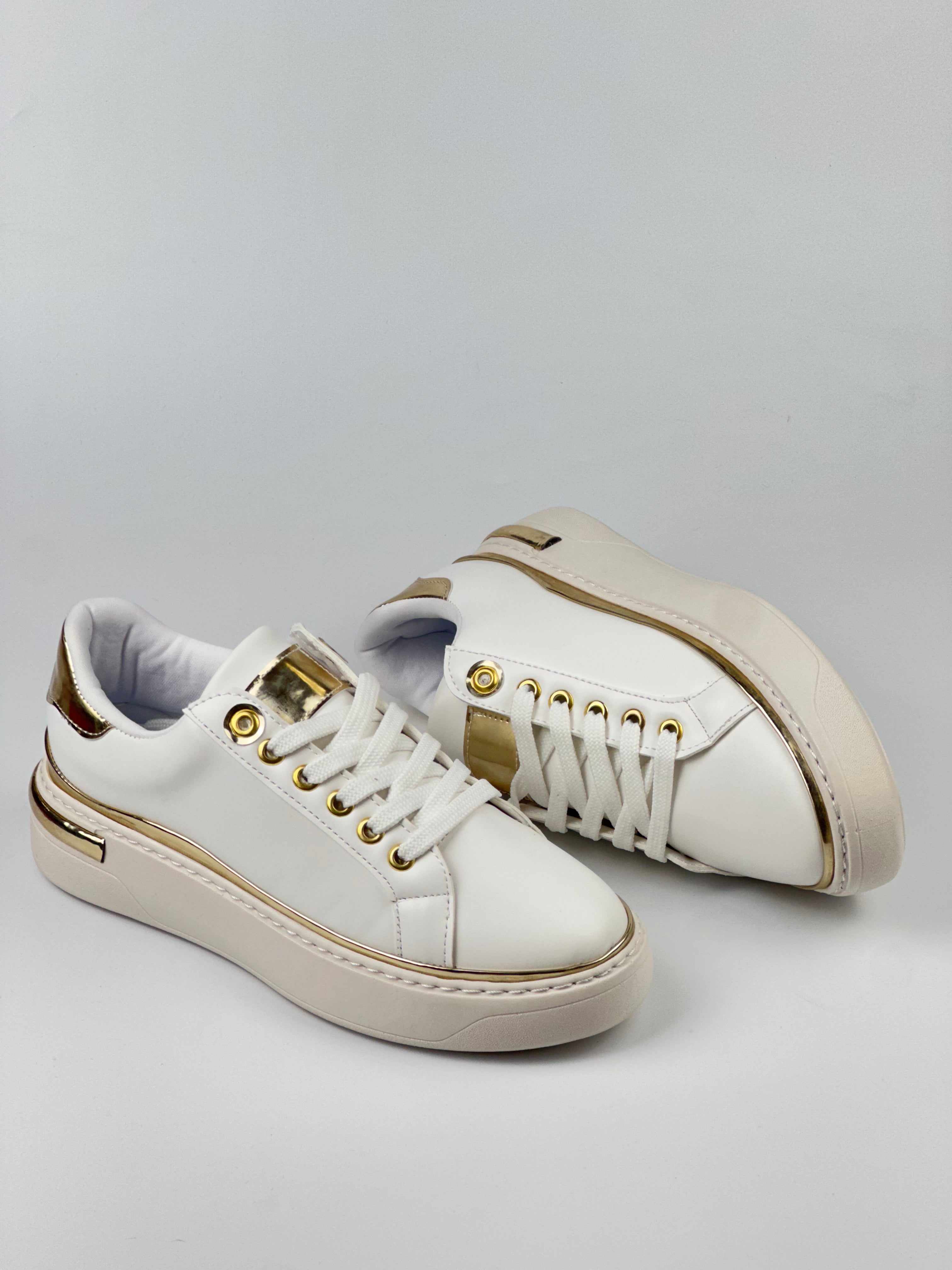 Sneaker 002