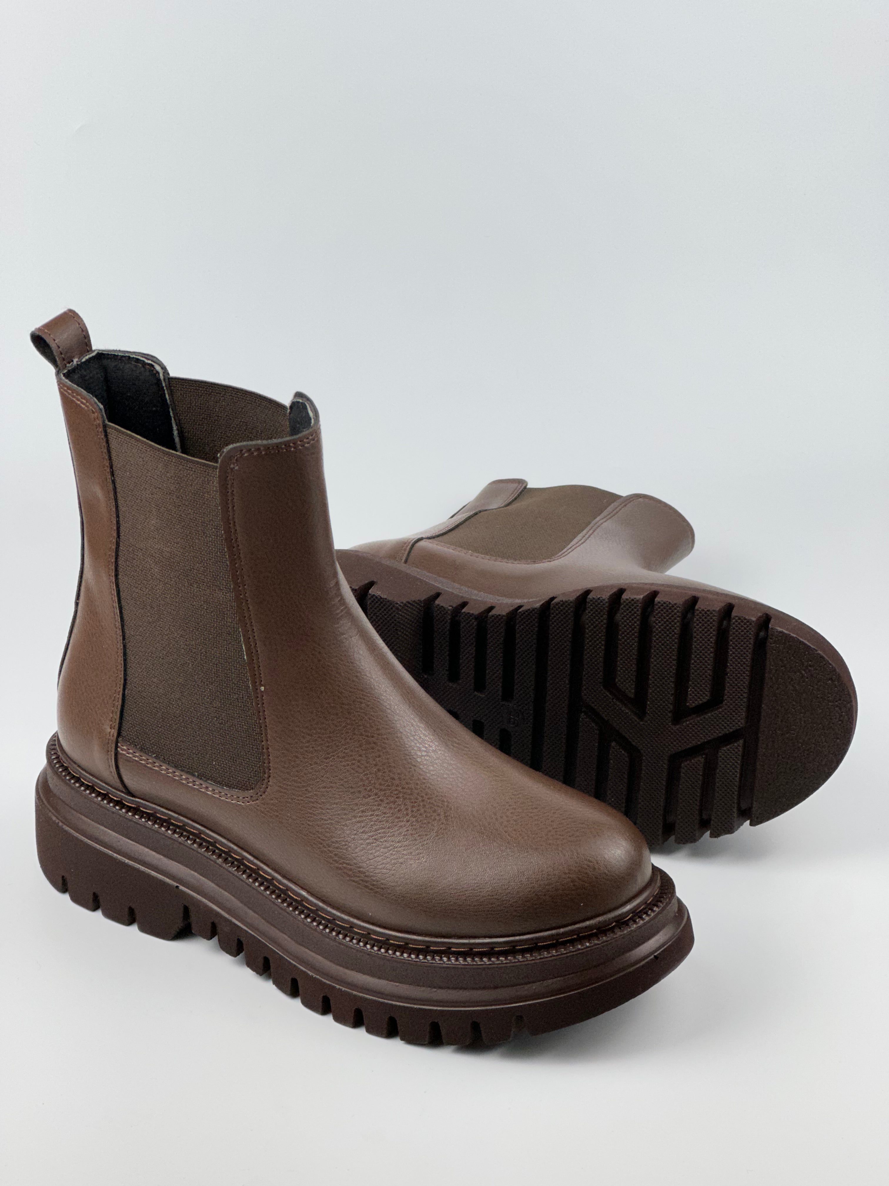 URBAN CHELSEA – Mocha Brown