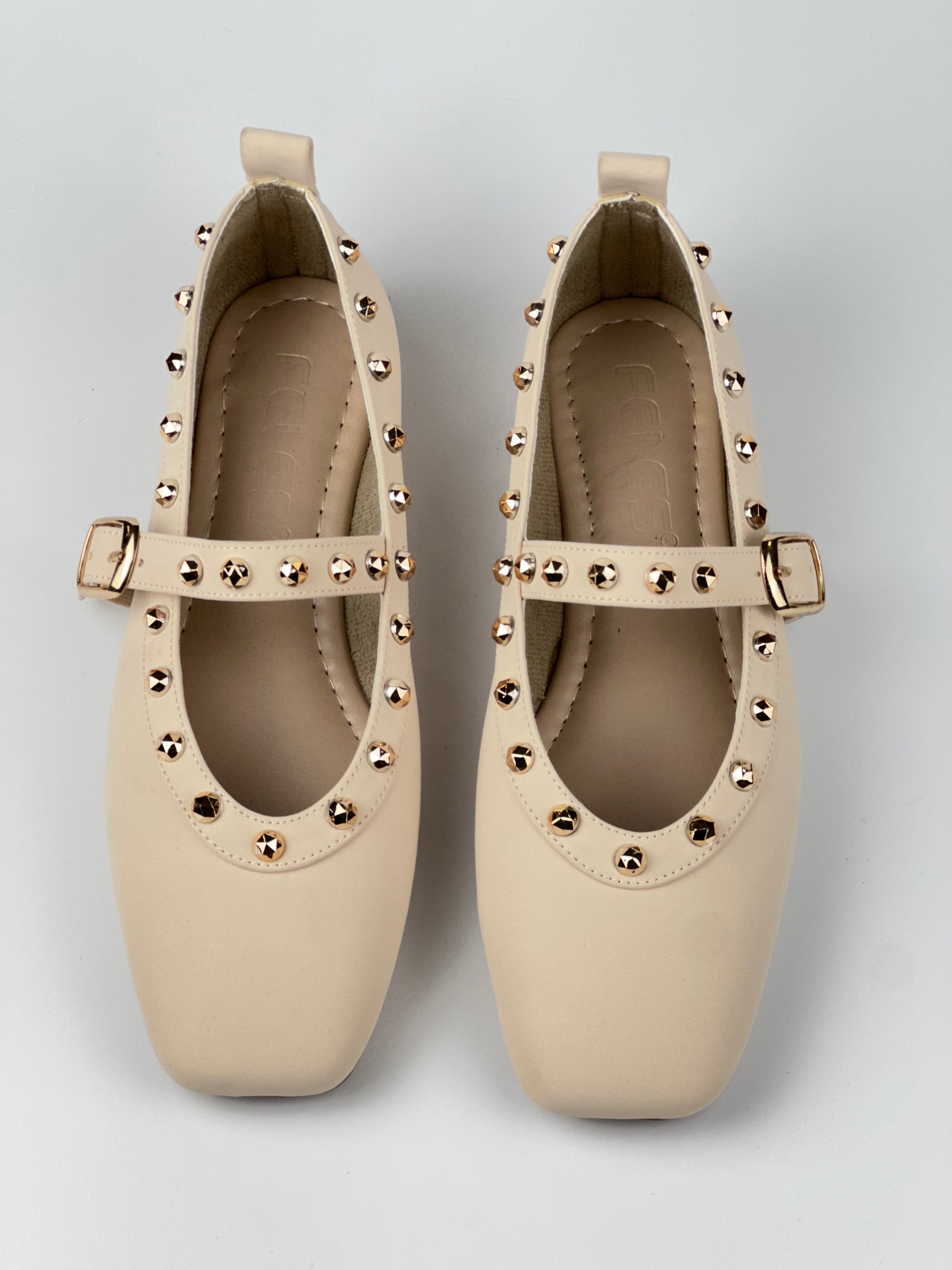 Glam Toka Detaylı Babet