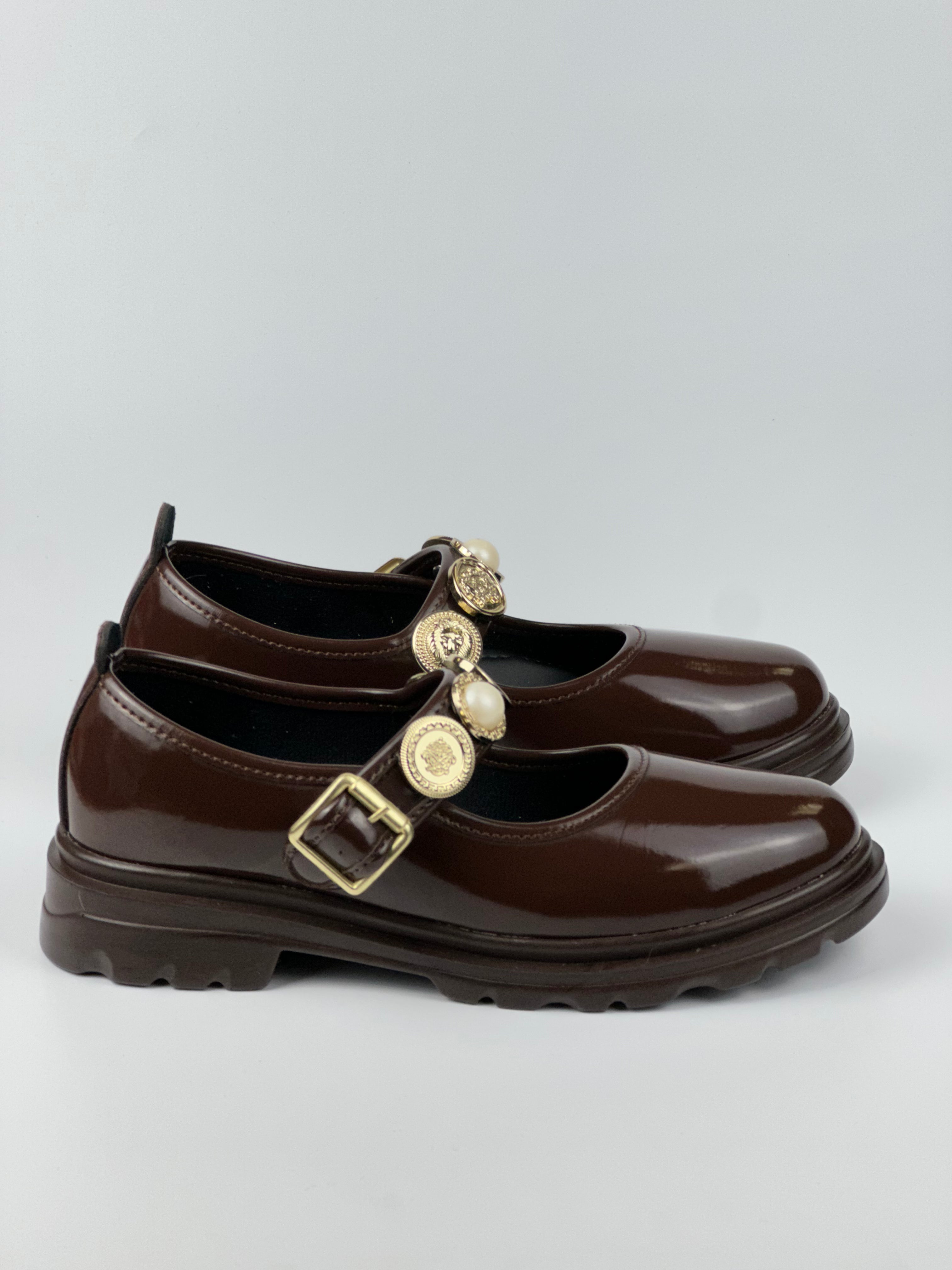Royal Charm Taş ve İnci Detaylı Loafer