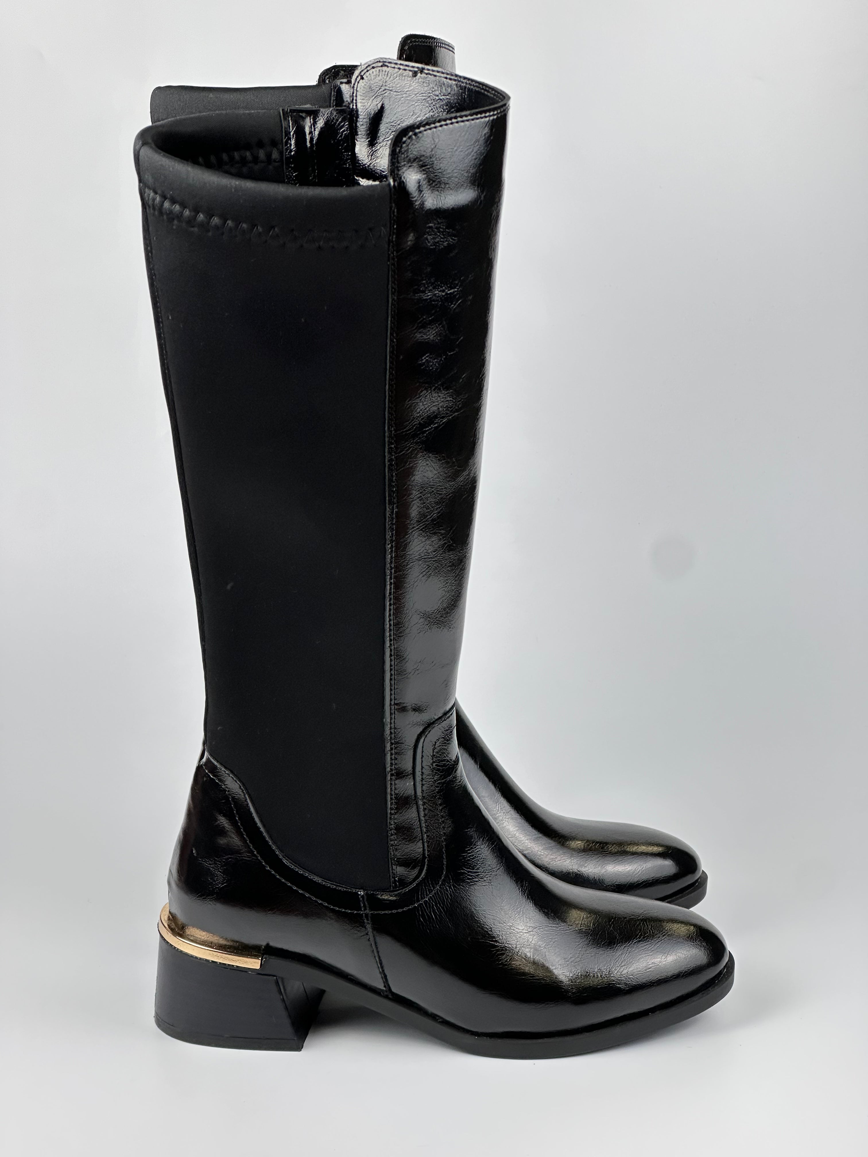 Nova Shine Topuk Detaylı Kadın Çizme