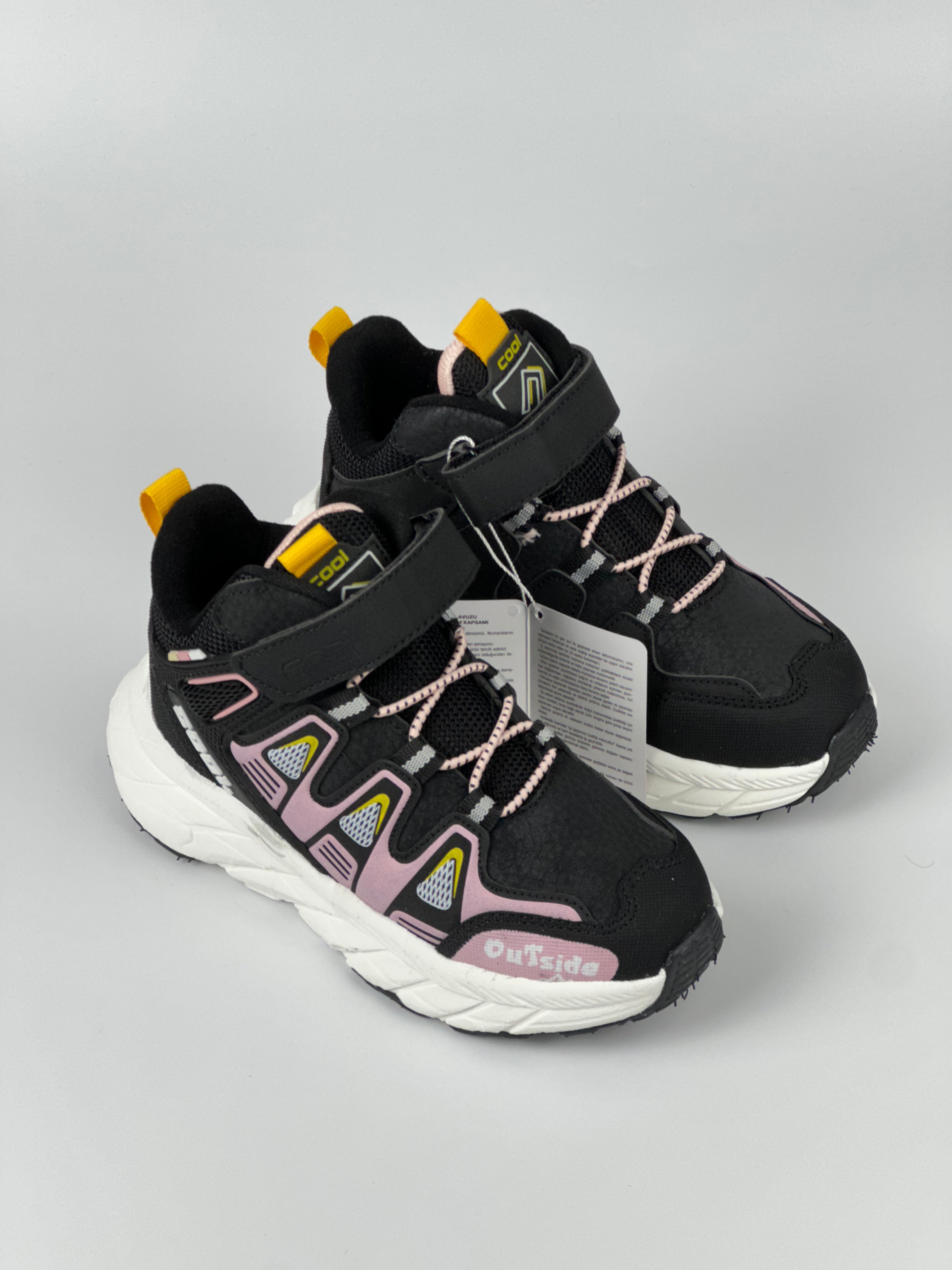 Outside Kids – Siyah Pembe