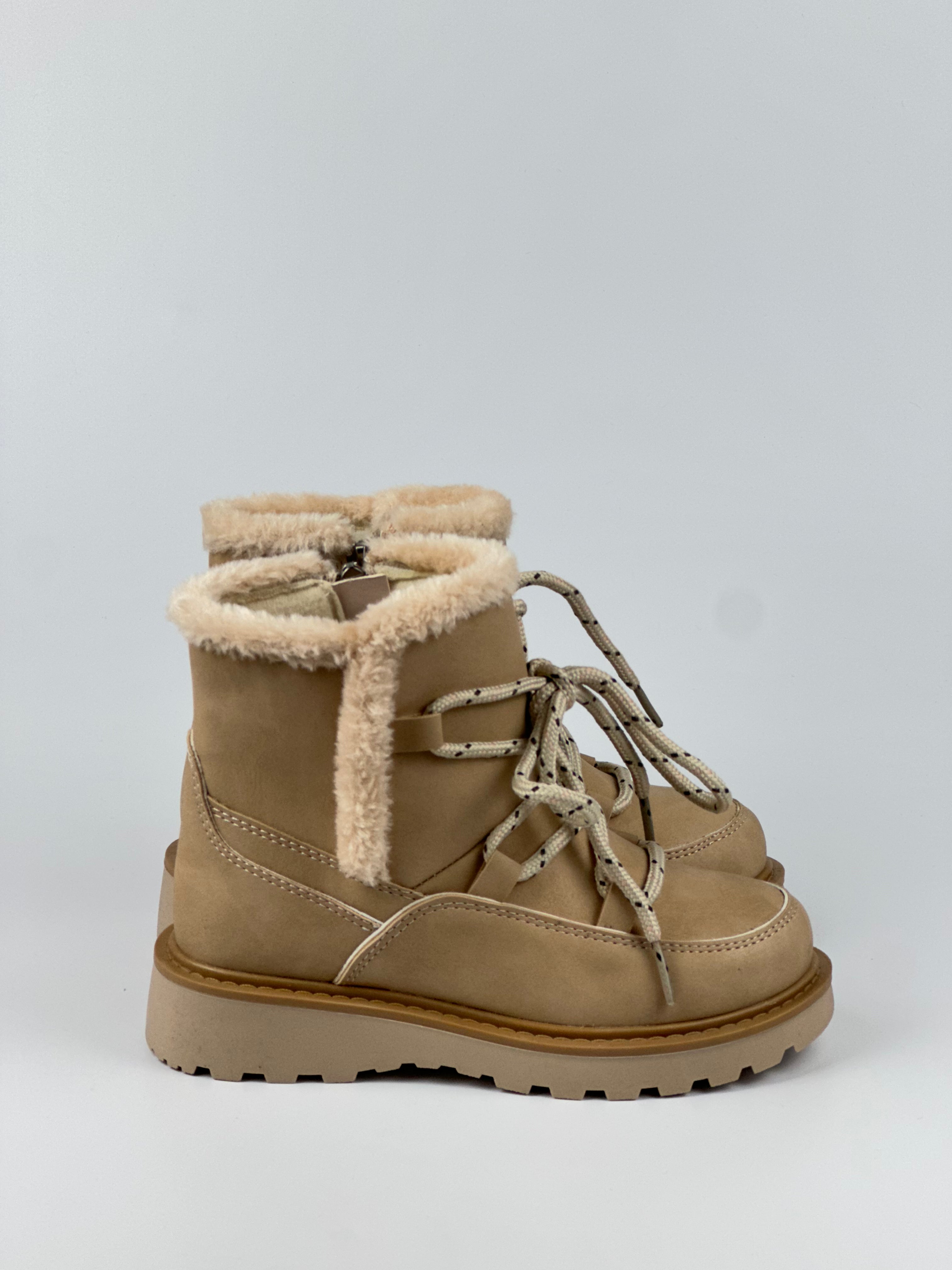 SnowHug Kids – Peluş Astar Detaylı Bej Çocuk Kışlık Bot