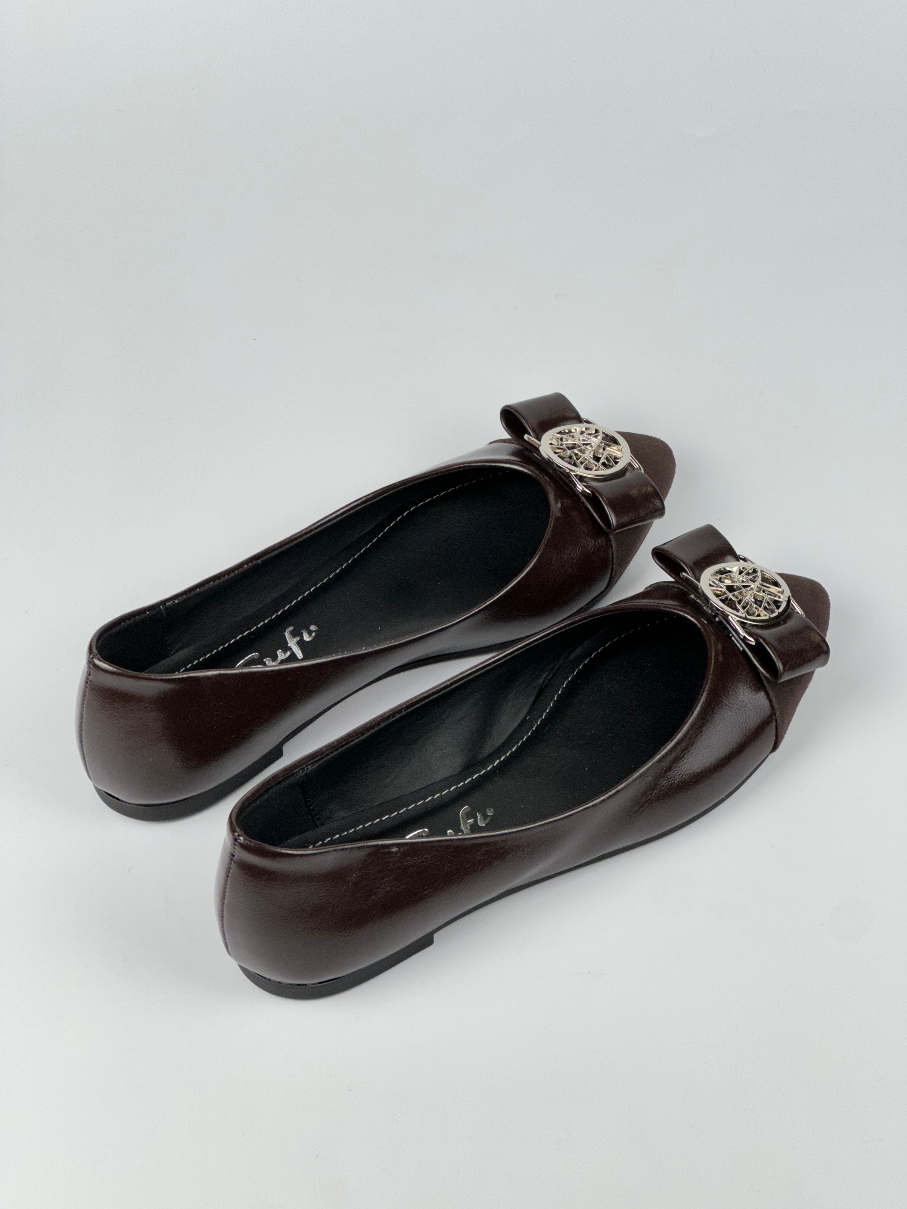 Chic Tokalı Sivri Burun Kahverengi Kadın Babet