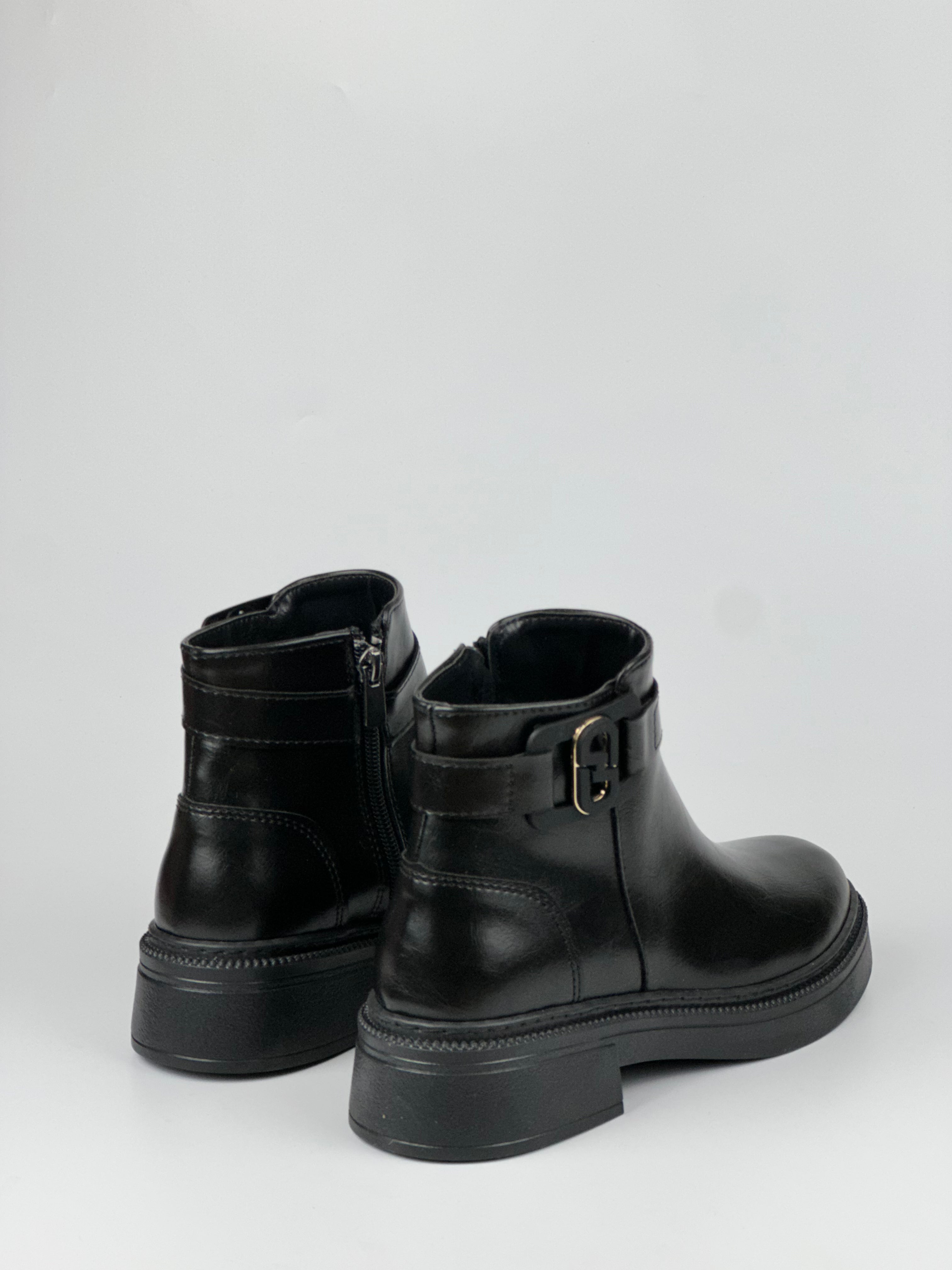 Arven Tokalı Kadın Bot