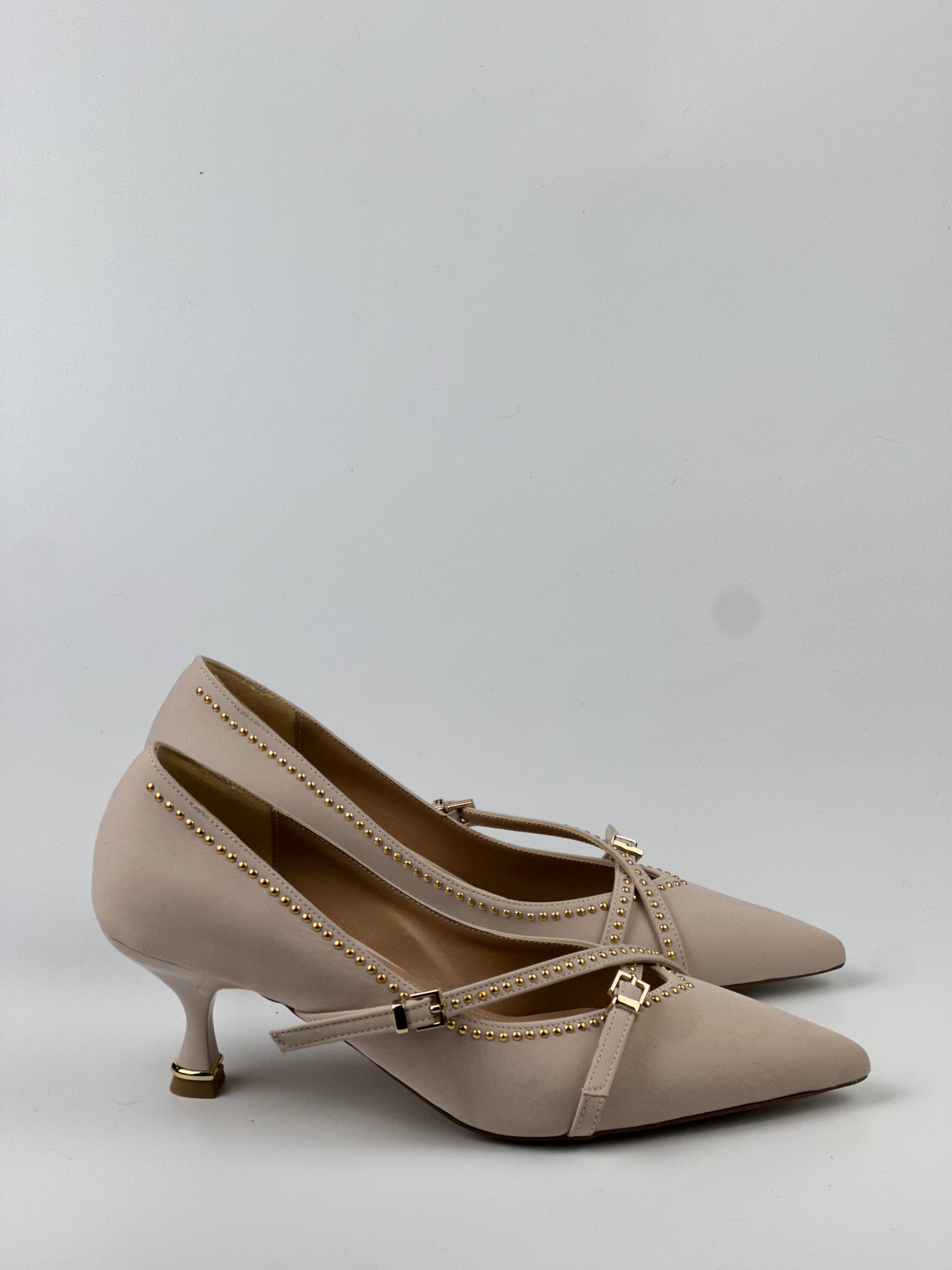 Elegance Studs Kadın Topuklu Ayakkabı – Gold Detaylı